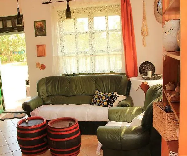 בית נופש Szolohegyi Haziko - In The Vineyard Balatonszárszó